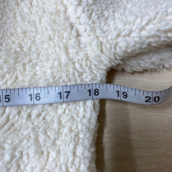 Ashley by 26 International Sz XS Sherpa Teddy Collared Jacket Button Front Coat - Picture 4 of 6